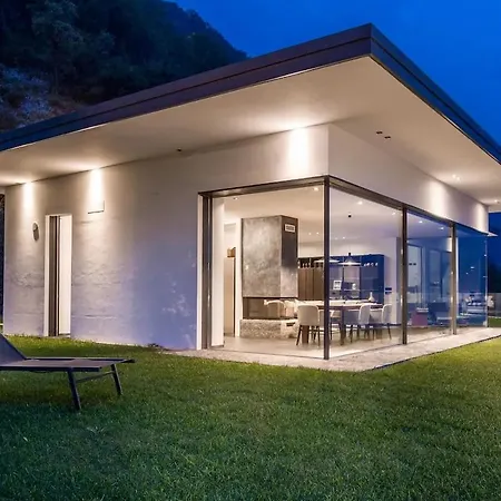 Holiday home Eco Brienno, Italia *